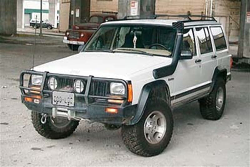 פגוש ARB Bull Bars לג'יפ XJ Cherokee